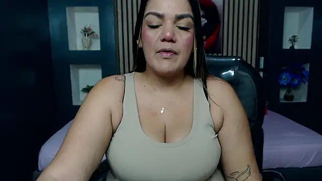 ruby jimenez19 online show from October 2025 02:24:01 AM