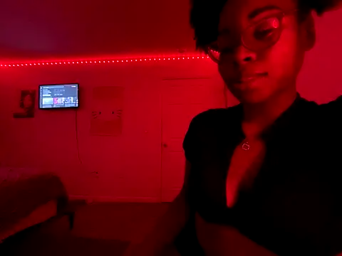 Snapshot of twerkaholic120 chatting on October 2025 04:43:02 AM twerkaholic120 online show from October 2025 04:43:02 AM