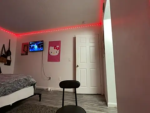 Snapshot of twerkaholic120 chatting on October 2025 02:04:01 AM twerkaholic120 online show from October 2025 02:04:01 AM