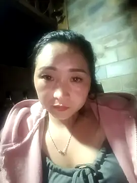 miemie-xx online show from October 2025 01:11:02 PM