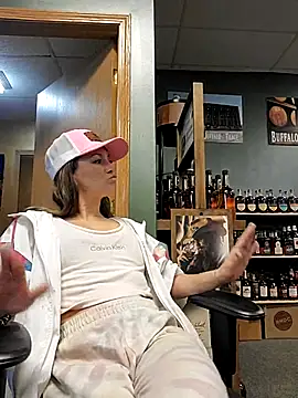 Cassaroll333 online show from November 2025 03:56:02 PM