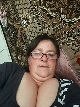 Snapshot of MilaCold5443 chatting on June 2026 10:14:02 AM MilaCold5443 online show from June 2026 10:14:02 AM