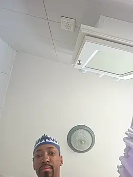 SLIM-BONEZ-N-HARMONY online show from January 2026 03:05:01 PM