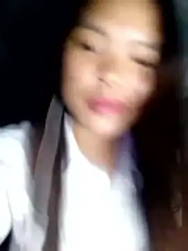 hello-cute online show from November 2025 05:23:02 PM