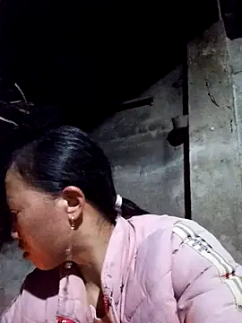 jerry-xx online show from November 2025 10:24:01 PM