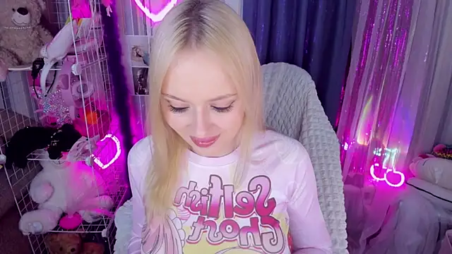 CeaneLino online show from March 2026 02:06:01 PM