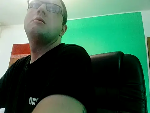 Snapshot of SexiDevil3 chatting on October 2025 08:15:02 AM SexiDevil3 online show from October 2025 08:15:02 AM