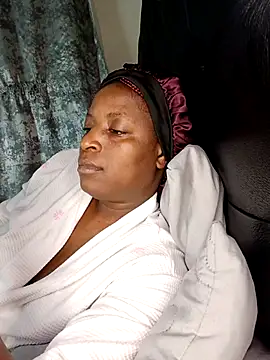 Linae1234 online show from November 2025 01:48:02 AM