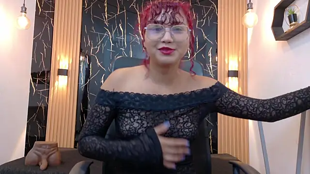 Snapshot of SamanthaFox_8 chatting on June 2026 11:36:01 AM SamanthaFox 8 online show from June 2026 11:36:01 AM