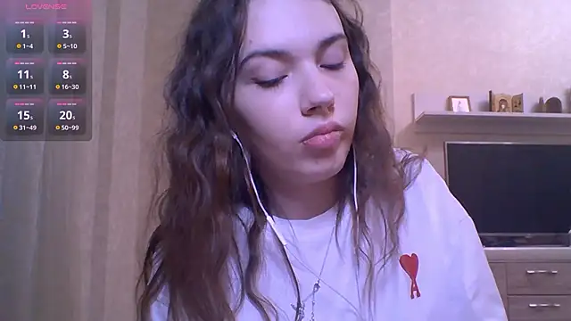 CeyaLier online show from March 2026 05:41:02 PM