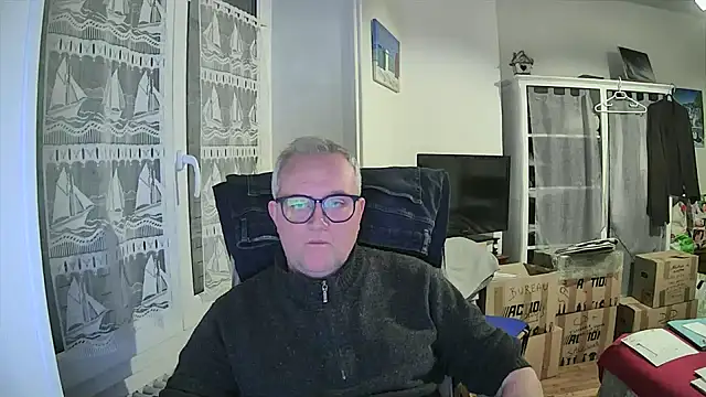 macdut67 online show from March 2026 04:25:02 AM