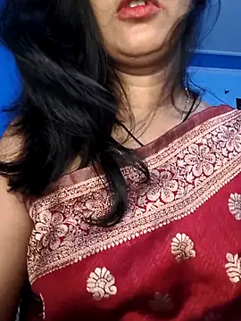 Snapshot of Janu-hasena chatting on April 2026 08:09:02 PM Janu-hasena online show from April 2026 08:09:02 PM