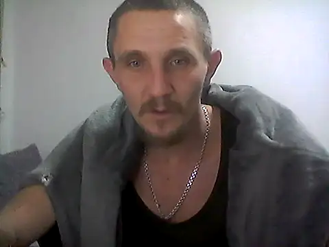 Twolatte online show from January 2026 10:26:01 PM