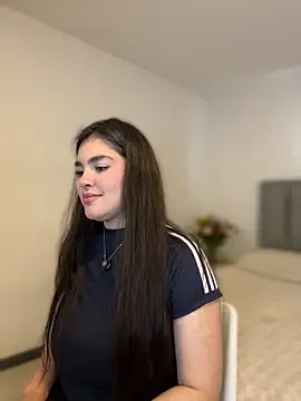 Snapshot of Isabella_LaRue chatting on April 2026 10:01:01 PM Isabella LaRue online show from April 2026 10:01:01 PM