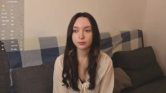 SylviaHamilton online show from April 2026 09:45:01 AM