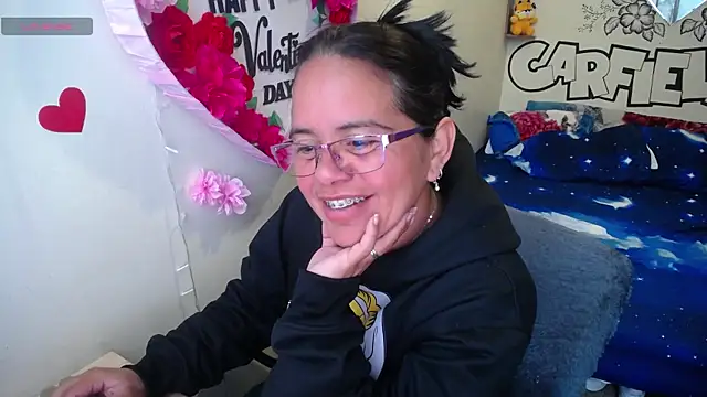 Miss  kendra  online show from May 2026 02:36:02 PM
