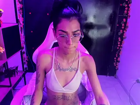 KarlaSlutSkinny   online show from February 2026 07:58:02 PM