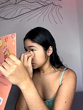 Snapshot of Ariasex_ chatting on October 2025 07:05:01 PM Ariasex online show from October 2025 07:05:01 PM