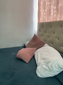 MeganHillss online show from February 2026 03:20:01 PM