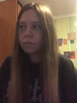 Snapshot of LunaVirelle chatting on July 2026 05:43:02 PM LunaVirelle online show from July 2026 05:43:02 PM