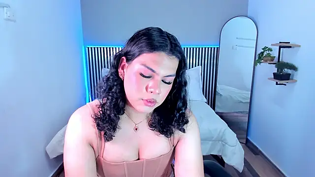 Little Alli online show from November 2025 10:52:02 PM