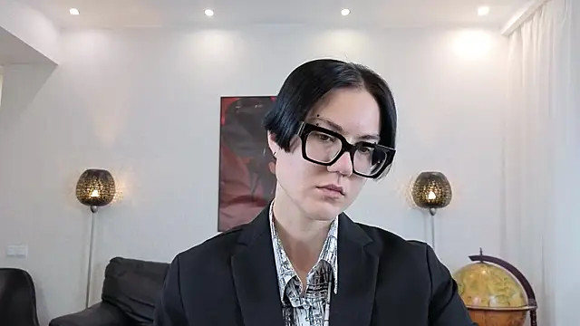 Marie Fitch online show from May 2026 04:07:01 AM
