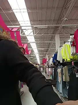 Lucy colee online show from February 2026 03:41:02 PM