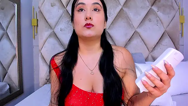 GabyParker  online show from April 2026 12:05:02 PM