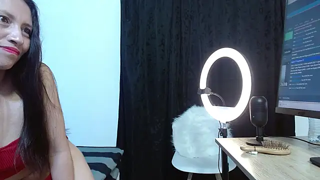 Snapshot of naya_10 chatting on February 2026 10:28:02 PM naya 10 online show from February 2026 10:28:02 PM