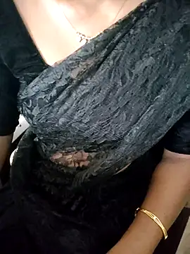 Tamilmallu-duskygirl03 online show from November 2025 06:30:02 AM