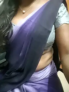 Snapshot of Tamilmallu-duskygirl03 chatting on May 2026 07:09:02 PM Tamilmallu-duskygirl03 online show from May 2026 07:09:02 PM