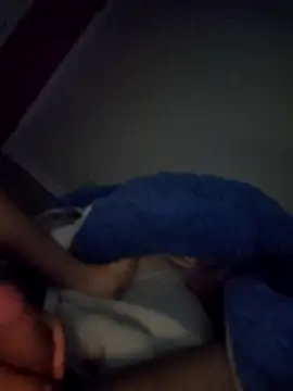 Snapshot of Pisthool chatting on October 2025 03:48:01 AM Pisthool online show from October 2025 03:48:01 AM