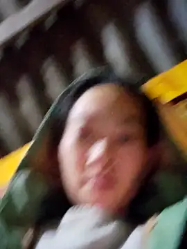 gio-thu online show from November 2025 11:31:01 PM