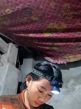 Snapshot of gio-thu chatting on February 2026 02:48:01 PM gio-thu online show from February 2026 02:48:01 PM