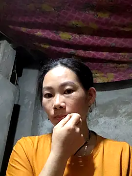 gio-thu online show from March 2026 01:11:01 PM