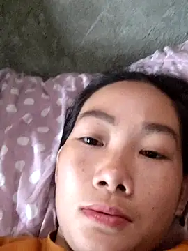 gio-thu online show from April 2026 05:18:02 AM