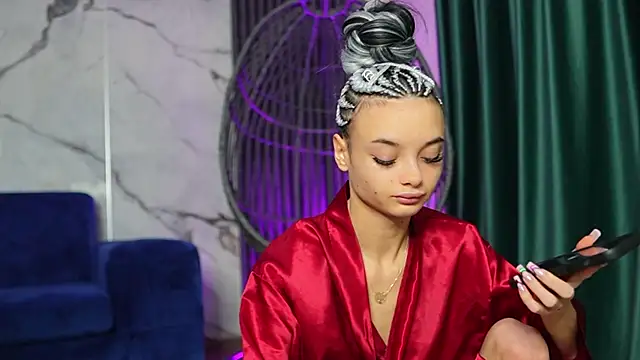 RachelRavee online show from October 2025 05:20:02 AM