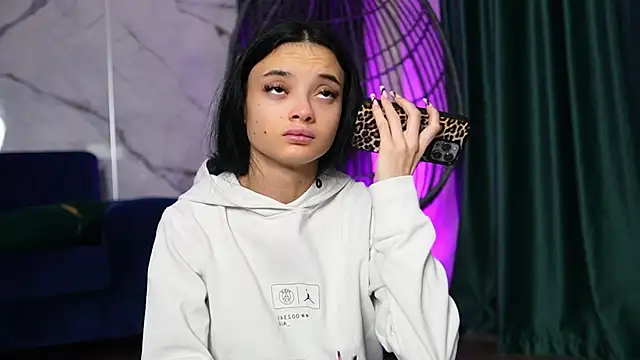 RachelRavee online show from November 2025 05:17:02 AM