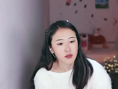 Queena  online show from January 2026 03:28:01 PM