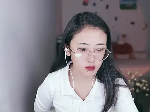 Queena  online show from January 2026 01:32:01 AM