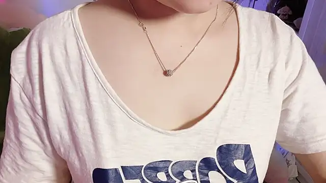 BeChinh Lee online show from April 2026 02:51:01 PM