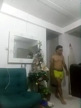 Snapshot of Fuego3x chatting on November 2025 09:20:01 AM Fuego3x online show from November 2025 09:20:01 AM