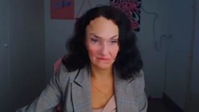 Rosie Rosee online show from April 2026 11:21:01 AM