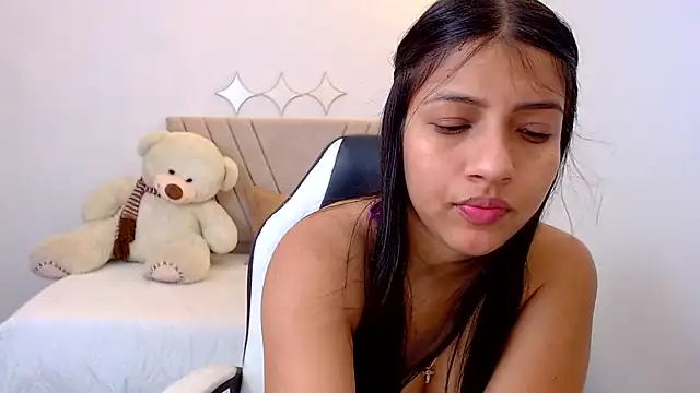 Snapshot of zara_cute chatting on July 2026 12:22:01 PM zara cute online show from July 2026 12:22:01 PM