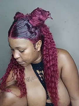ZuriVixen online show from July 2026 07:29:01 PM