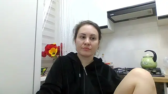 Snapshot of MeadowEyes chatting on April 2026 08:57:02 PM MeadowEyes online show from April 2026 08:57:02 PM