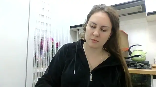Snapshot of MeadowEyes chatting on June 2026 07:19:02 PM MeadowEyes online show from June 2026 07:19:02 PM