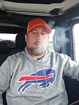 akstr8 online show from October 2025 12:01:02 AM