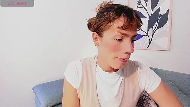 Snapshot of KassMonroe chatting on February 2026 08:13:02 PM KassMonroe online show from February 2026 08:13:02 PM