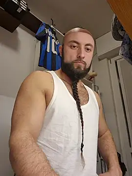 BeppeRagnar online show from November 2025 06:08:01 PM